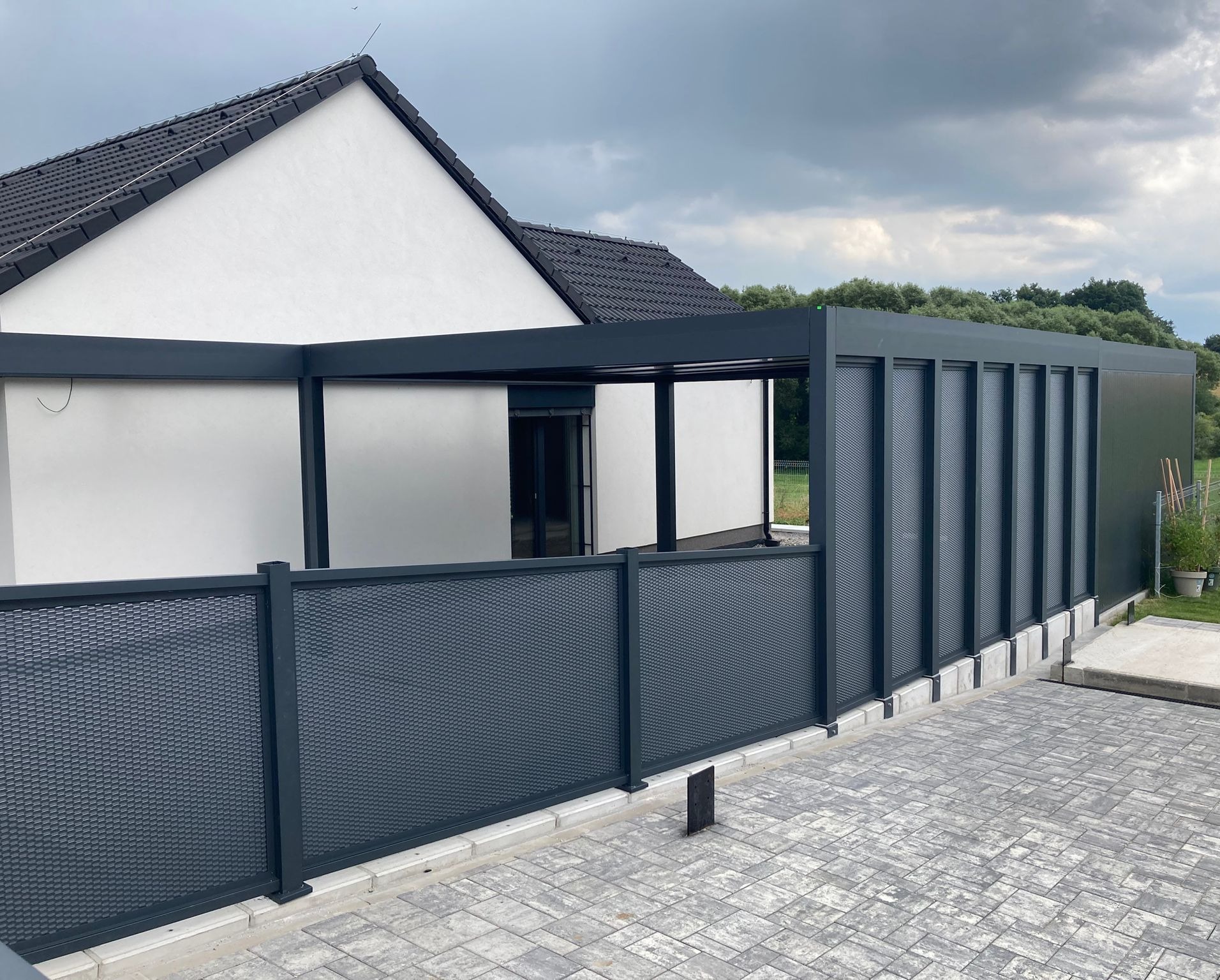 Carport - kryté stání pro auta
